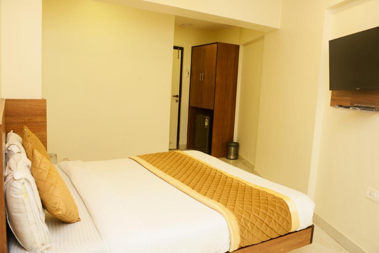 Hotel Ashyana - Near To Grant Road Station Mumbai Kültér fotó