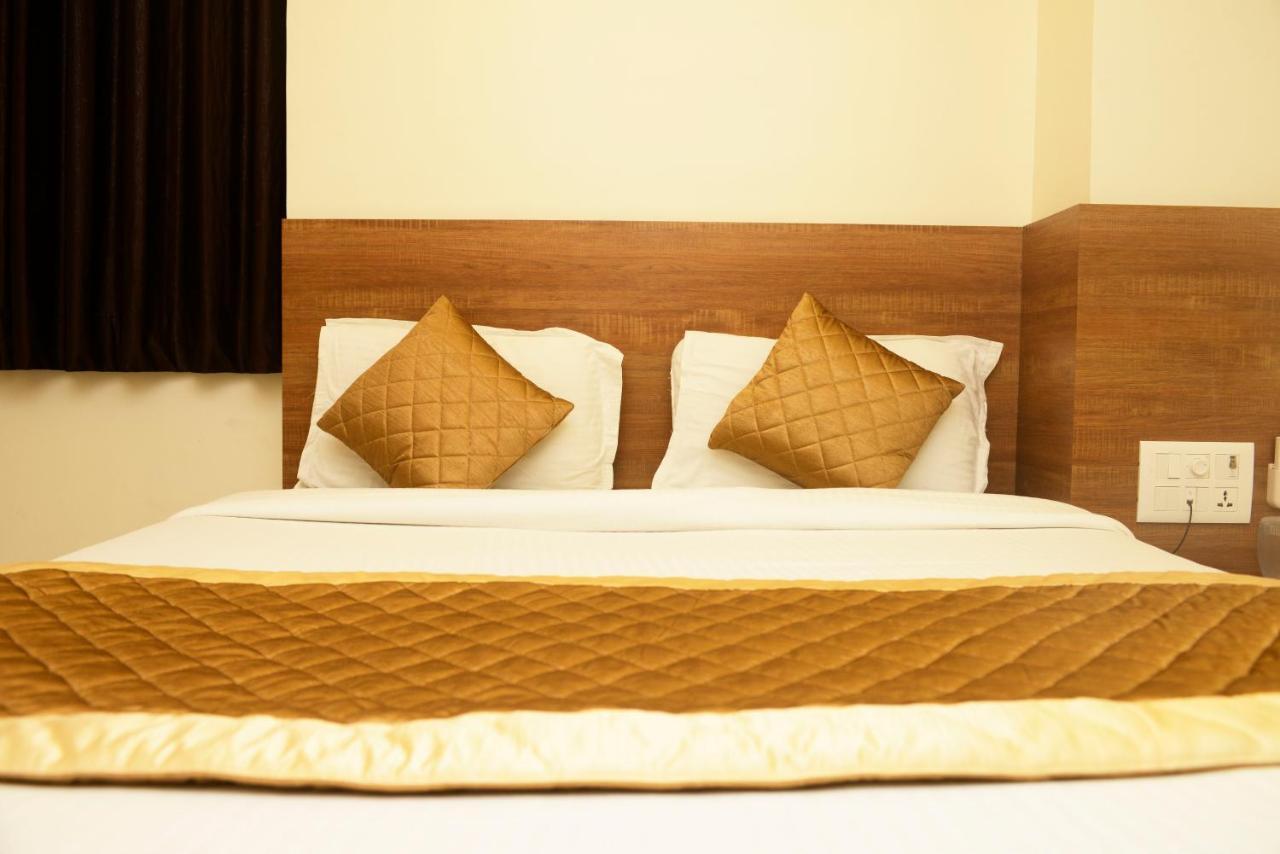 Hotel Ashyana - Near To Grant Road Station Mumbai Kültér fotó