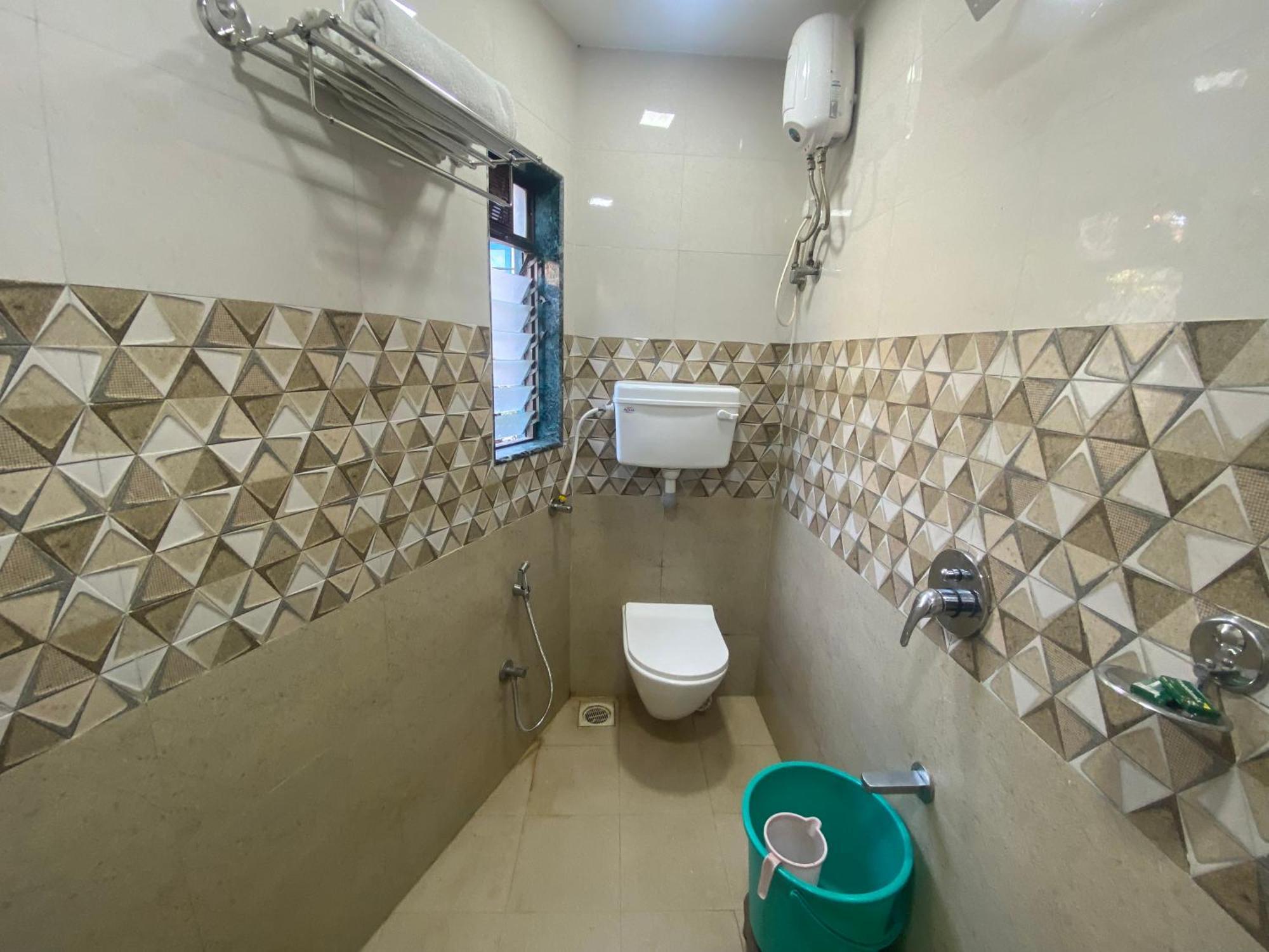 Hotel Ashyana - Near To Grant Road Station Mumbai Kültér fotó