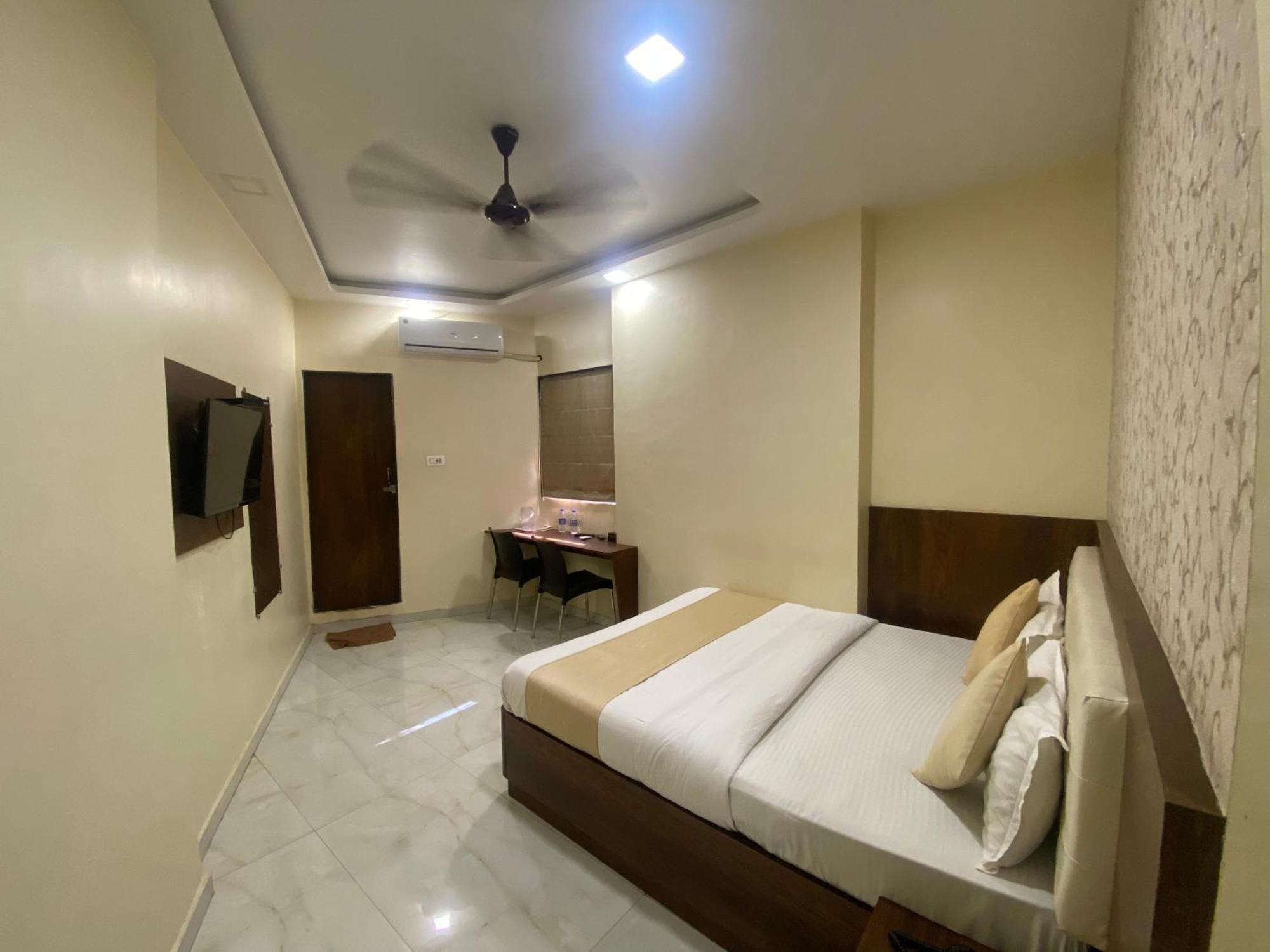 Hotel Ashyana - Near To Grant Road Station Mumbai Kültér fotó